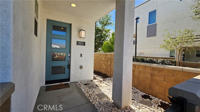 Detail Gallery Image 2 of 29 For 9576 Greenley Pl, Rancho Cucamonga,  CA 91730 - 3 Beds | 3 Baths