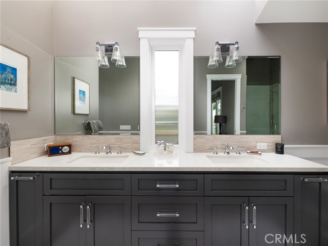 801 18th Street, Manhattan Beach, California 90266, 4 Bedrooms Bedrooms, ,4 BathroomsBathrooms,Residential,Sold,18th,SB24108757