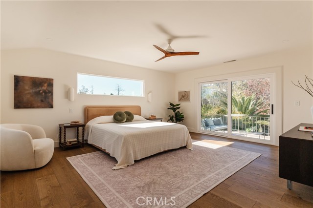 2201 N Hobart Boulevard, Los Angeles CA: https://media.crmls.org/medias/d1d7c835-69d3-4e3f-b49c-b23e97cd577c.jpg