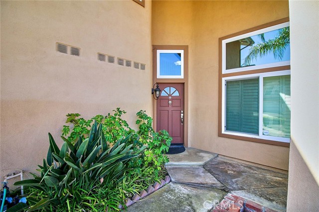 Detail Gallery Image 4 of 34 For 2253 Wandering Ridge Dr, Chino Hills,  CA 91709 - 4 Beds | 2/1 Baths