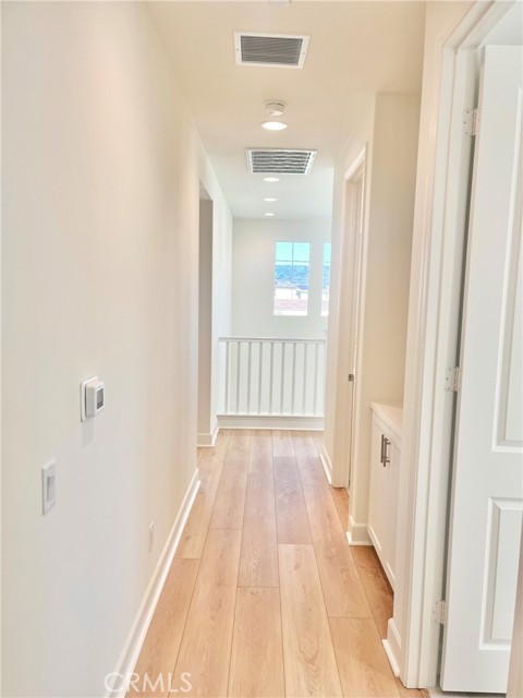 Detail Gallery Image 16 of 16 For 381 S Nevada Ave, Ventura,  CA 93004 - 3 Beds | 2/1 Baths