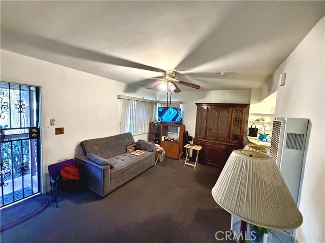 Detail Gallery Image 9 of 9 For 1410 W 20th, Long Beach,  CA 90810 - 2 Beds | 1 Baths
