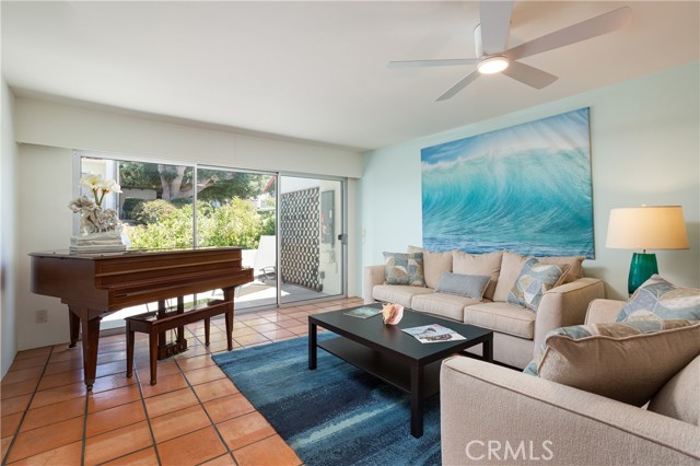 Detail Gallery Image 14 of 33 For 2012 Baja, Newport Beach,  CA 92660 - 3 Beds | 2 Baths