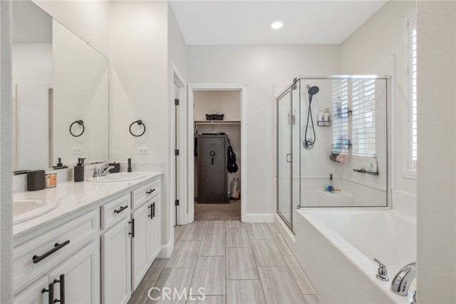 Detail Gallery Image 29 of 41 For 3531 E Laura Ct, Visalia,  CA 93292 - 3 Beds | 2 Baths