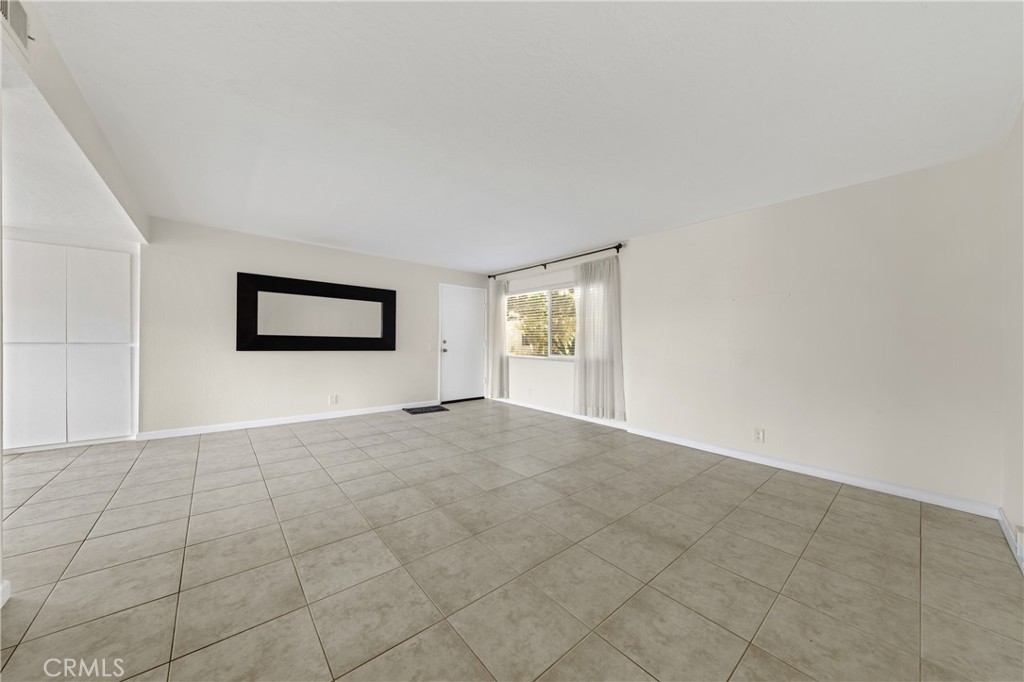 806 4th - photo 3
