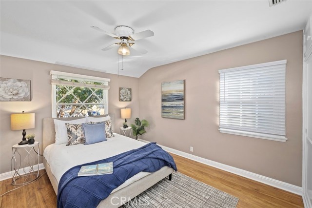 Detail Gallery Image 7 of 11 For 2755 N Lincoln St, Burbank,  CA 91504 - 3 Beds | 2 Baths