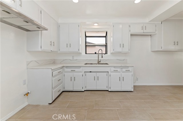 Detail Gallery Image 13 of 36 For 2915 W 95th, Inglewood,  CA 90305 - 3 Beds | 2 Baths