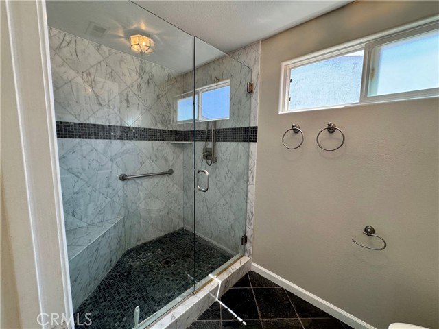 21903 Erie Lane, Lake Forest CA: https://media.crmls.org/medias/d1dbe11a-6530-4348-9a97-af5f8fb4925b.jpg