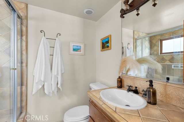 Detail Gallery Image 49 of 56 For 468 31st St, Manhattan Beach,  CA 90266 - 5 Beds | 4/1 Baths