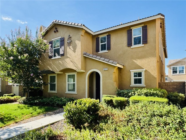 5072 S Heritage Paseo, Ontario CA: https://media.crmls.org/medias/d1dc1cc5-cfb6-46ca-acf0-b9396c194992.jpg