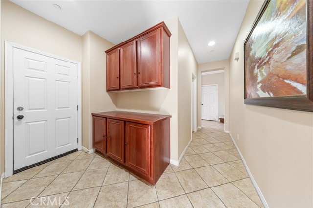 Detail Gallery Image 15 of 37 For 6611 Torrey Pine Ct, Rancho Cucamonga,  CA 91739 - 6 Beds | 4 Baths