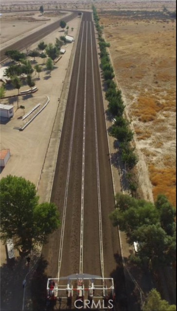 TRACK 2 WITH LANES