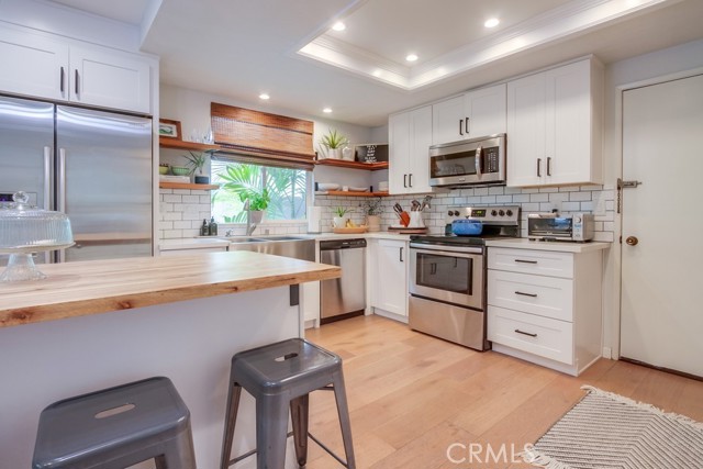 201 Todd Court, Oceanside CA: https://media.crmls.org/medias/d1df3d56-281f-451b-a56e-cad7922ea8d9.jpg