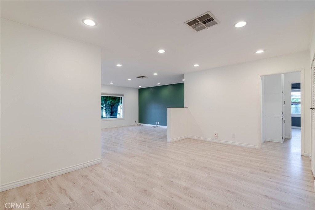 MLS #GD25262167 image #9