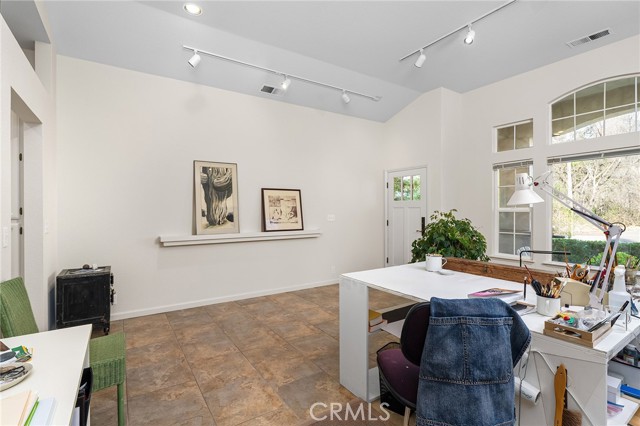 Detail Gallery Image 13 of 59 For 1975 Heritage Oak, Chico,  CA 95928 - 3 Beds | 2 Baths