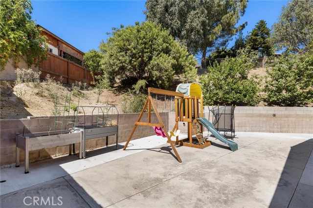 Detail Gallery Image 48 of 60 For 11715 Garrick Ave, Sylmar,  CA 91342 - 3 Beds | 2 Baths
