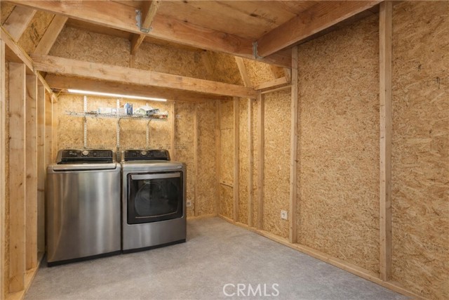 Detail Gallery Image 14 of 32 For 10799 Sherman Grove Ave #82,  Sunland,  CA 91040 - 1 Beds | 1 Baths