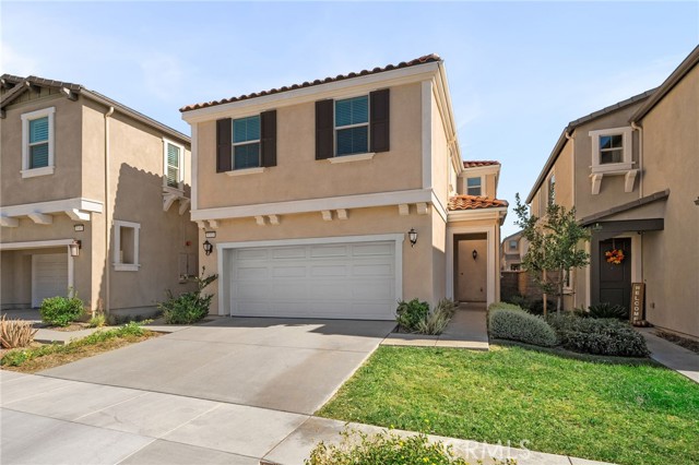 Detail Gallery Image 1 of 39 For 5311 Novara Ave, Fontana,  CA 92336 - 3 Beds | 2/1 Baths