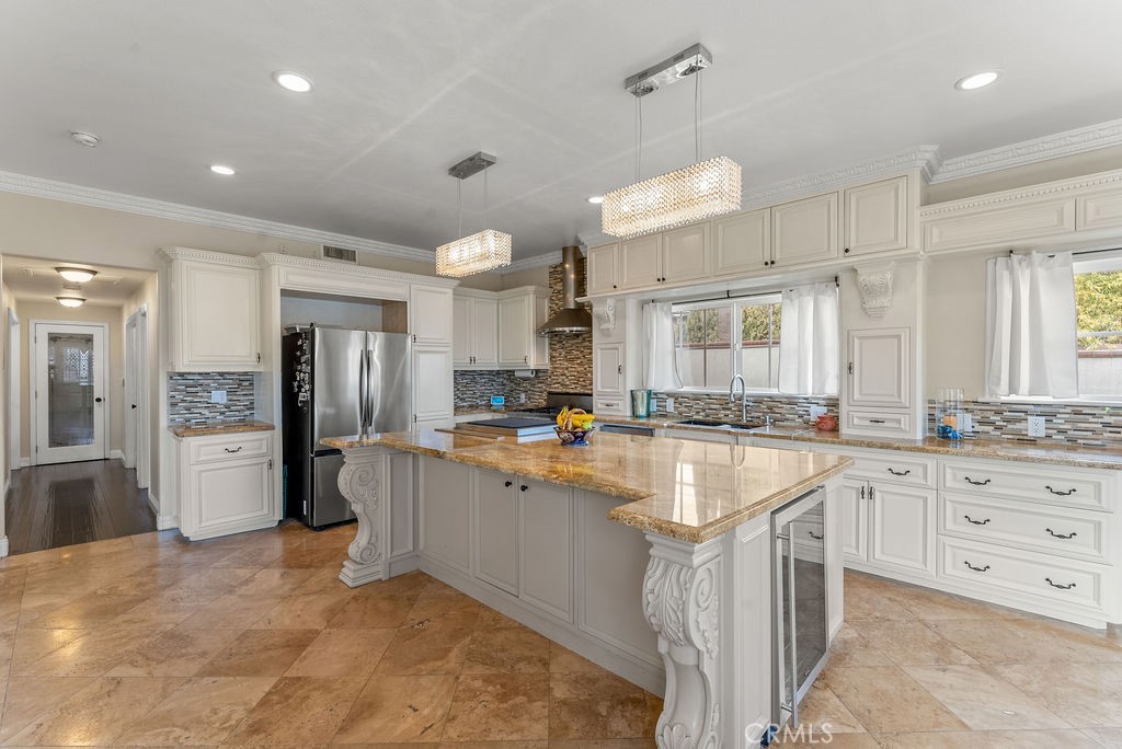 MLS #SB25276647 image #5