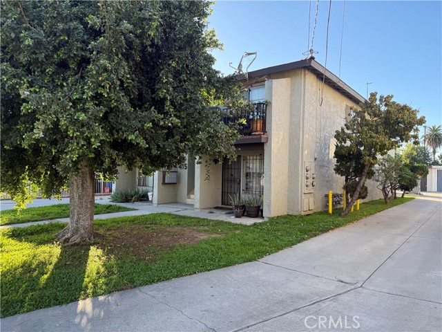 415 S 6th, Montebello CA: https://media.crmls.org/medias/d1e37bdc-335d-4cc6-8e64-5197229655a1.jpg