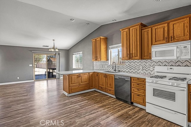 Detail Gallery Image 14 of 47 For 4709 Saddlehorn, Twentynine Palms,  CA 92277 - 3 Beds | 2 Baths