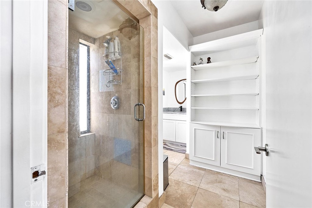 MLS #WS25235049 image #49