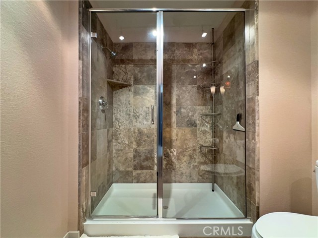 Detail Gallery Image 25 of 39 For 400 W Ocean, Long Beach,  CA 90802 - 2 Beds | 2 Baths