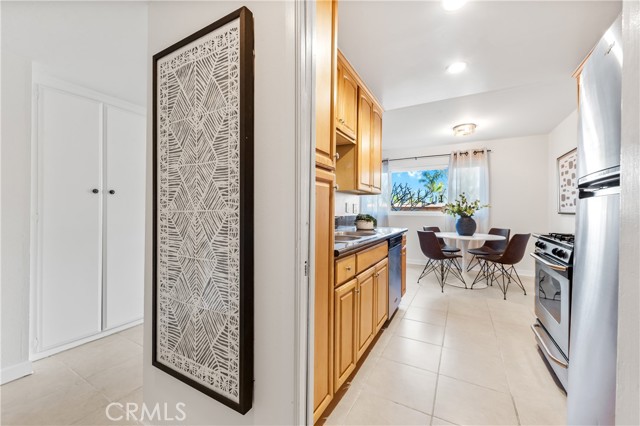 Image 10 of 62 For 6600 Warner  241