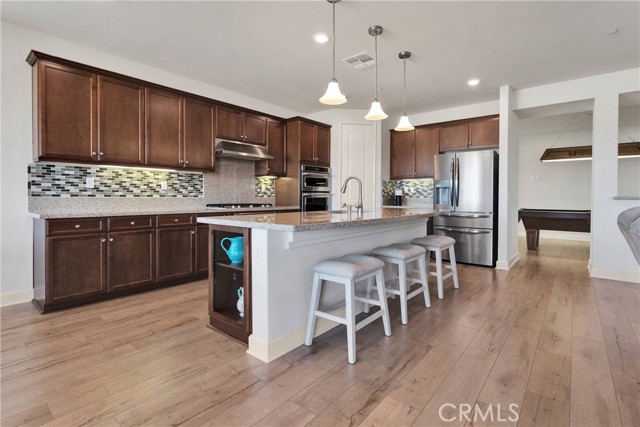 11300 River Run Street, Apple Valley CA: https://media.crmls.org/medias/d1e58177-6bc6-4b81-afd2-66df24a689aa.jpg