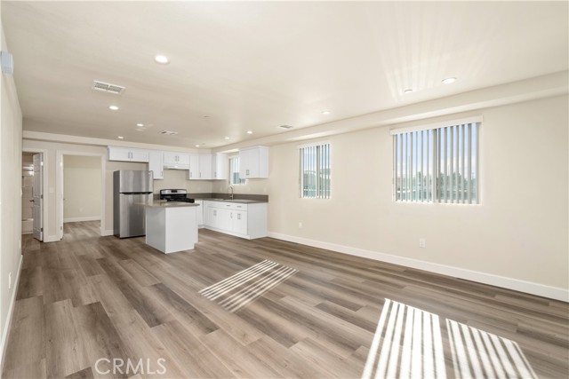 Detail Gallery Image 10 of 21 For 1820 S Orchard Ave #1/2,  Los Angeles,  CA 90006 - 4 Beds | 4 Baths