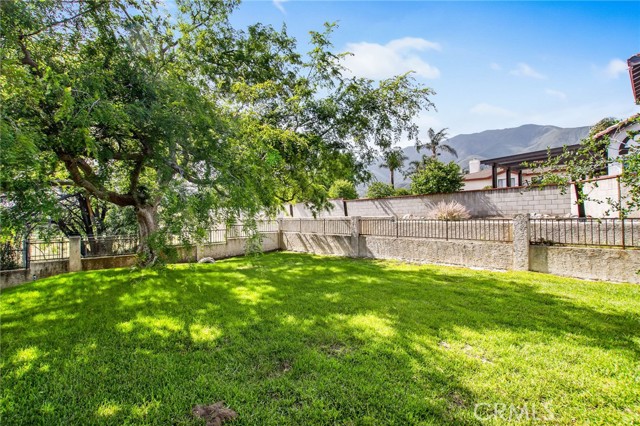 Detail Gallery Image 4 of 45 For 5404 Ridgeview Ave, Rancho Cucamonga,  CA 91737 - 4 Beds | 2/1 Baths