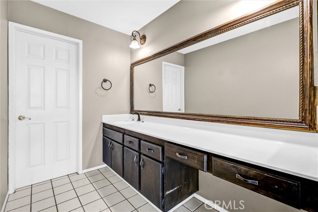 28024 Paseo Alba, San Juan Capistrano CA: https://media.crmls.org/medias/d1e6ab96-cc43-48ae-8b2c-9d53bc10b5c7.jpg