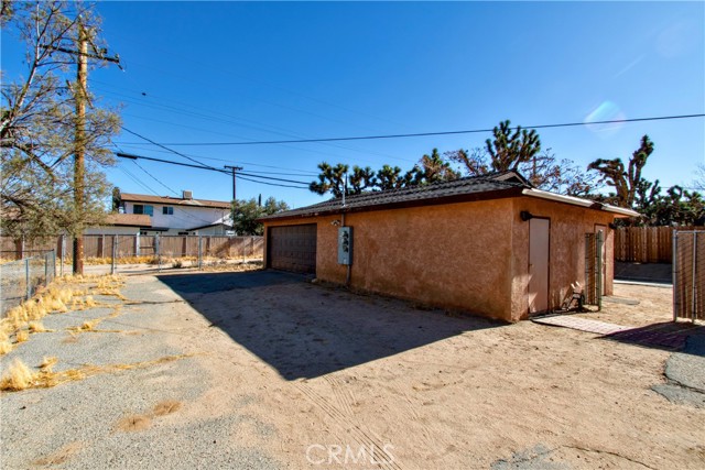 Detail Gallery Image 21 of 58 For 7431 Apache Trl, Yucca Valley,  CA 92284 - – Beds | – Baths