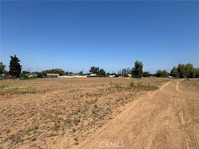 Image 15 of 19 For 21796 Cottonwood Avenue