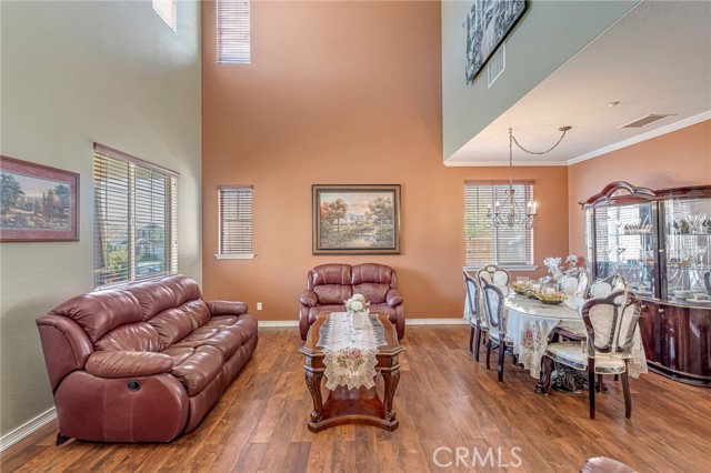 Detail Gallery Image 7 of 45 For 15356 Thistle St, Fontana,  CA 92336 - 5 Beds | 3 Baths