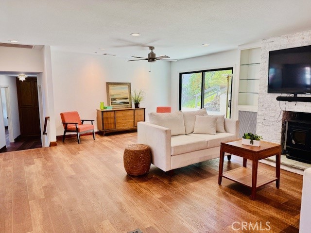 Detail Gallery Image 15 of 37 For 29721 Sloop Dr, Canyon Lake,  CA 92587 - 3 Beds | 2 Baths