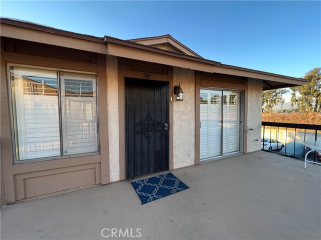 Detail Gallery Image 3 of 27 For 1400 Countrywood Ave #101,  Hacienda Heights,  CA 91745 - 3 Beds | 2 Baths