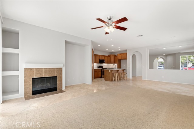 31937 Calle Galarza, Temecula CA: https://media.crmls.org/medias/d1e98fb8-451f-45a3-8473-8d7a77efe4f6.jpg