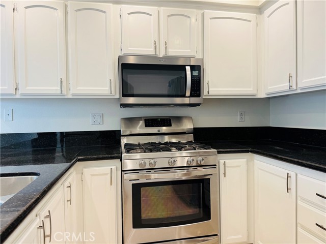 Detail Gallery Image 9 of 33 For 26281 Palisades, Mission Viejo,  CA 92692 - 3 Beds | 2/1 Baths