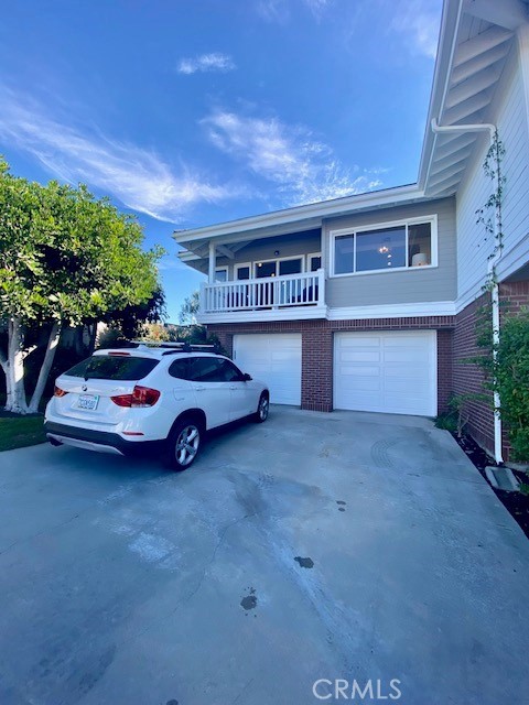 820 Gardenia Way, Corona del Mar CA: https://media.crmls.org/medias/d1ea1e0f-17fe-4881-a13d-415e90cdb967.jpg