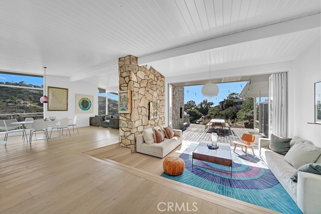 Detail Gallery Image 1 of 1 For 1266 Dunning Dr, Laguna Beach,  CA 92651 - 3 Beds | 2 Baths