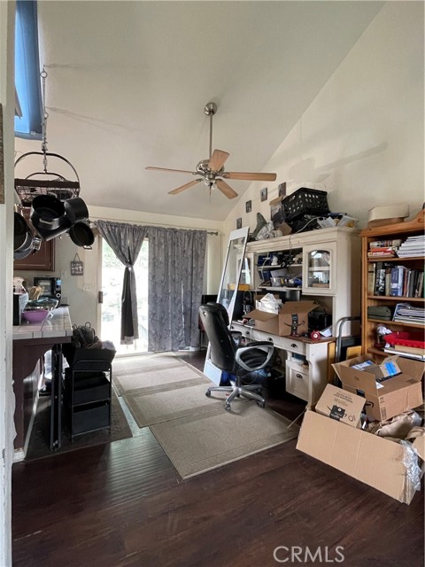 22510 Eagle Way, Tehachapi CA: https://media.crmls.org/medias/d1ec5fa9-7eae-48cb-888b-e1b6c56f6130.jpg