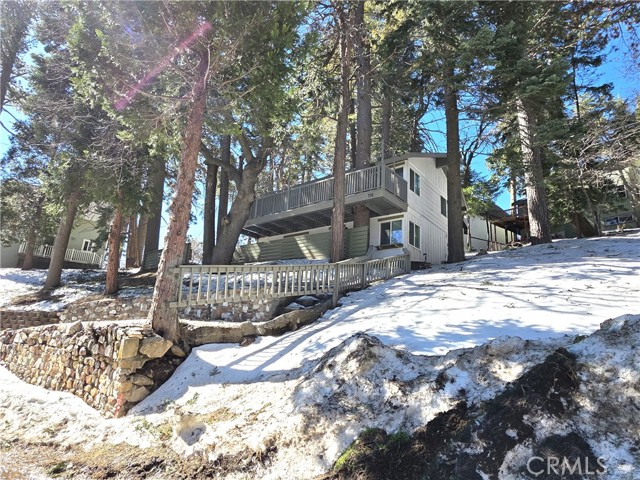 738 W Victoria Court, Lake Arrowhead, CA 92352