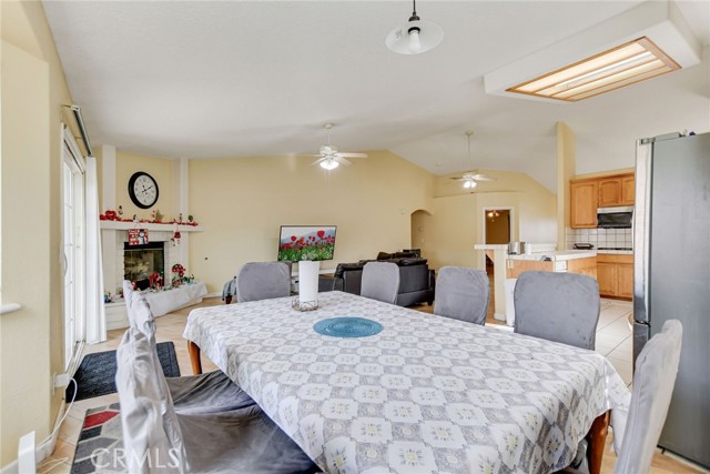 Detail Gallery Image 25 of 50 For 12794 Rain Shadow, Victorville,  CA 92395 - 3 Beds | 2 Baths