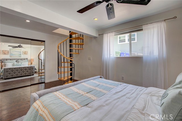 Detail Gallery Image 22 of 26 For 217 35th Pl #B,  Manhattan Beach,  CA 90266 - 2 Beds | 1 Baths