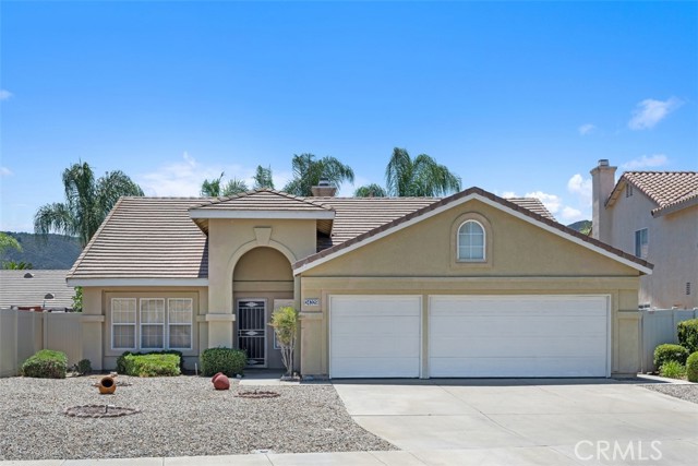 24329 Corte Aldalano, Murrieta CA: https://media.crmls.org/medias/d1efe533-482d-415d-9129-d389b658682e.jpg