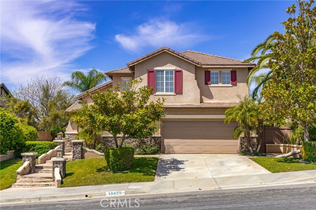 Detail Gallery Image 4 of 23 For 35433 El Diamante Dr, Wildomar,  CA 92595 - 4 Beds | 3 Baths