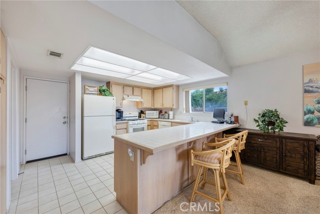 Detail Gallery Image 12 of 43 For 1429 E Francis Dr, Palm Springs,  CA 92262 - 3 Beds | 2 Baths