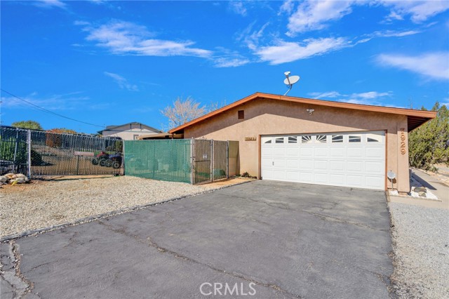 Detail Gallery Image 5 of 70 For 7929 Mono, Hesperia,  CA 92345 - 3 Beds | 2 Baths