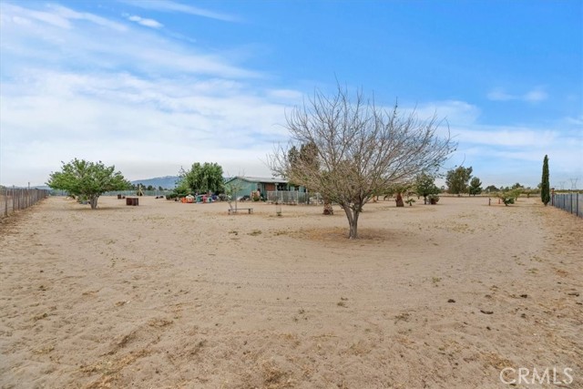 Detail Gallery Image 31 of 47 For 4769 Victor, Phelan,  CA 92371 - 3 Beds | 2 Baths